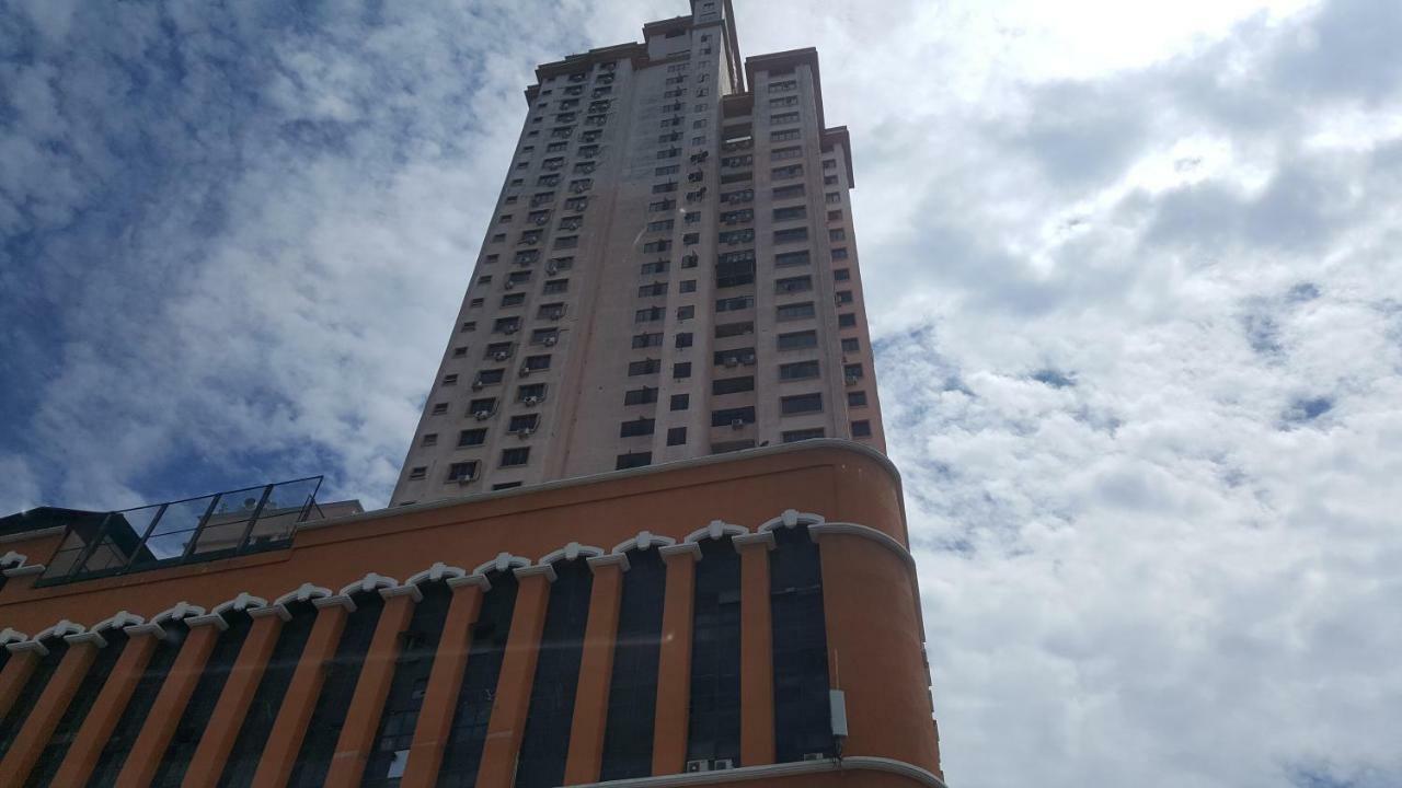 Cmk Apartmen Mutiara Tower 3 Bedroom Kota Bharu#Netflix Exterior foto